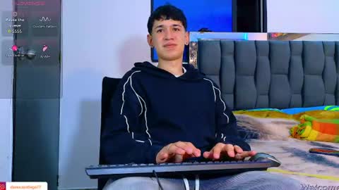 Snapshot of twink_daren chatting on July 25, 2026, 2:20 am Mr Daren online show from July 25, 2026, 2:20 am