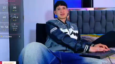 Snapshot of twink_daren chatting on July 27, 2026, 11:56 pm Mr Daren online show from July 27, 2026, 11:56 pm