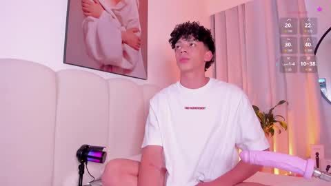 Lion online show from October 1, 2025, 8:48 pm