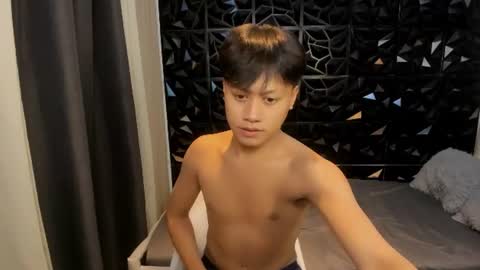 twink_mistingtrevor online show from July 7, 2026, 1:26 pm