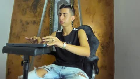 Snapshot of twink_scott19 chatting on September 28, 2025, 12:16 am twink_scott19 online show from September 28, 2025, 12:16 am