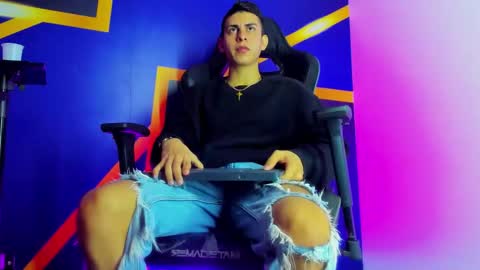 Snapshot of twink_scott19 chatting on November 30, 2025, 4:49 am twink_scott19 online show from November 30, 2025, 4:49 am