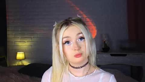 twinklefluff online show from September 26, 2025, 2:10 pm