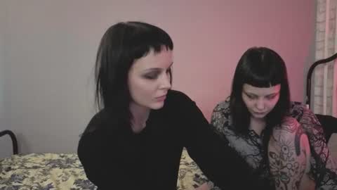 Snapshot of twins_terror chatting on July 13, 2026, 4:32 pm Sin and Skin online show from July 13, 2026, 4:32 pm