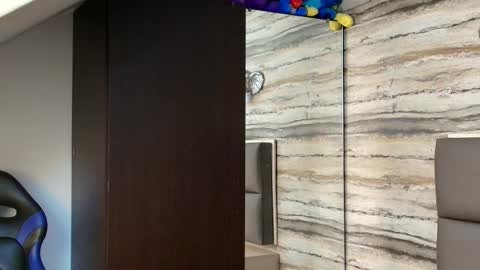 twinslovers_ online show from December 23, 2025, 3:37 am