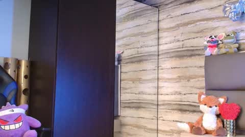 twinslovers_ online show from February 27, 2026, 4:01 am