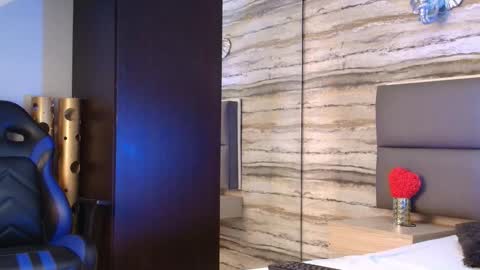 twinslovers_ online show from March 7, 2026, 4:20 am