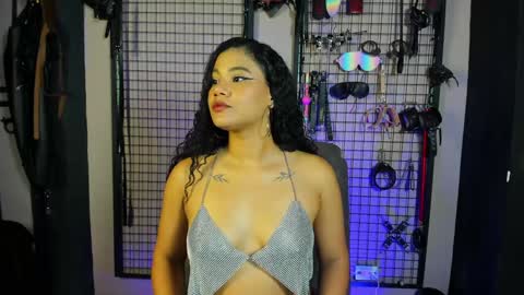 Clio  Tadeo online show from January 26, 2025, 11:50 pm