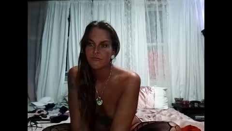 Snapshot of twocrazy85 chatting on December 6, 2024, 8:26 am Twocrazy85 online show from December 6, 2024, 8:26 am