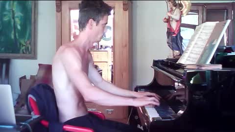 TobeBritta online show from September 17, 2025, 12:40 pm