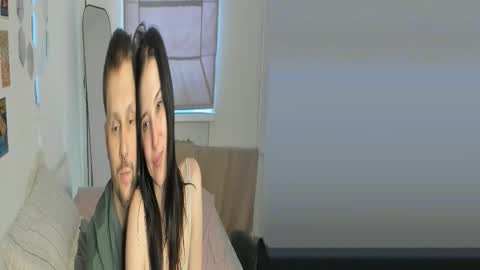 Snapshot of twoinframe chatting on March 4, 2026, 12:44 pm twoinframe online show from March 4, 2026, 12:44 pm