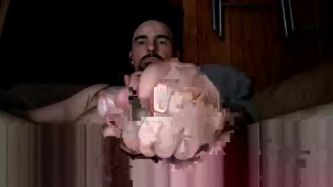 twooden7 online show from March 26, 2026, 8:31 am