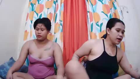 Lyn and lea online show from January 30, 2025, 11:24 pm