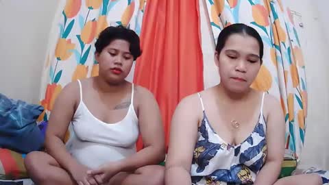 Lyn and lea online show from January 31, 2025, 11:56 pm