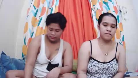 Lyn and lea online show from February 5, 2025, 2:40 am