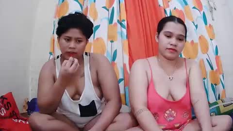 Lyn and lea online show from February 12, 2025, 2:35 am