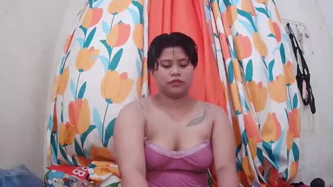 Lyn and lea online show from March 2, 2025, 11:31 pm