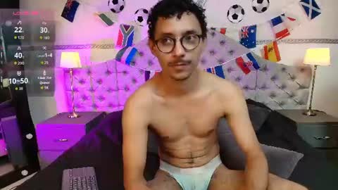 Snapshot of twunkmiguel chatting on June 26, 2026, 12:59 am TwunkMiguel online show from June 26, 2026, 12:59 am