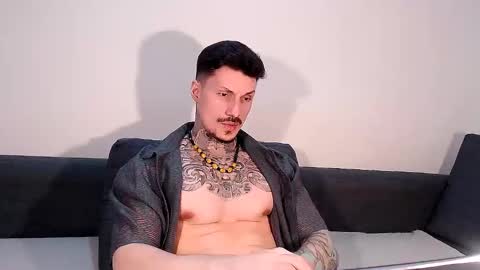 tyagodoll online show from February 12, 2025, 6:30 pm