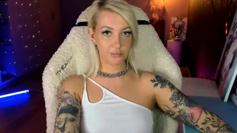 Miley online show from April 15, 2026, 12:23 pm