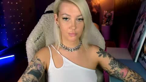 Miley online show from April 19, 2026, 2:05 pm