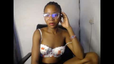 Jelena online show from April 13, 2026, 2:33 pm