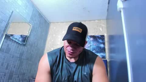 Snapshot of tyleer_scot chatting on June 5, 2026, 8:58 pm Tyleer Scot online show from June 5, 2026, 8:58 pm