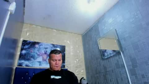 Snapshot of tyleer_scot chatting on June 15, 2026, 1:46 pm Tyleer Scot online show from June 15, 2026, 1:46 pm