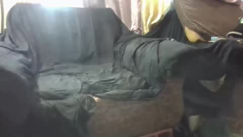 tyler101718452 online show from January 15, 2026, 6:11 pm