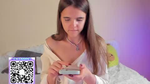 Snapshot of tyler_ema chatting on July 20, 2026, 8:33 pm Ema online show from July 20, 2026, 8:33 pm