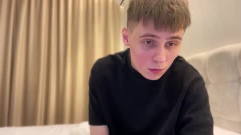 tyler_garrner online show from September 15, 2025, 6:19 pm