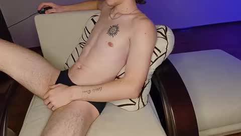 Tyler and Chris online show from November 26, 2025, 4:41 pm