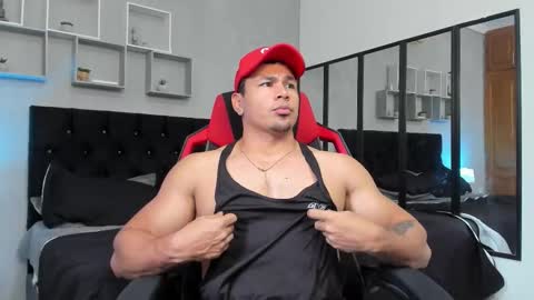 tyler_hank1 online show from February 15, 2026, 6:48 pm