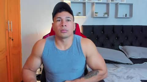 Snapshot of tyler_hank1 chatting on April 25, 2026, 1:03 pm tyler_hank1 online show from April 25, 2026, 1:03 pm