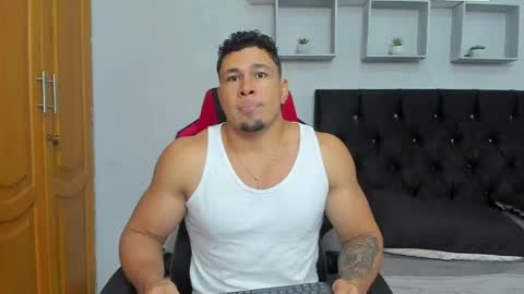 Snapshot of tyler_hank1 chatting on June 4, 2026, 6:36 pm tyler_hank1 online show from June 4, 2026, 6:36 pm
