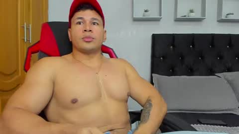 Snapshot of tyler_hank1 chatting on June 10, 2026, 7:02 pm tyler_hank1 online show from June 10, 2026, 7:02 pm