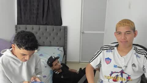 Snapshot of tyler_master24 chatting on October 7, 2025, 11:46 pm tyler online show from October 7, 2025, 11:46 pm