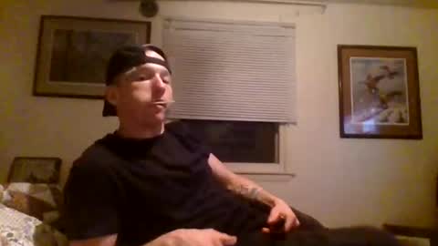 tylerdurden06 online show from April 19, 2026, 6:24 am