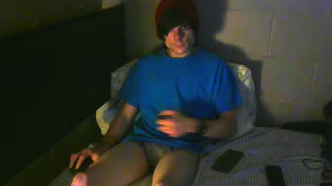 Snapshot of tylerlee199169 chatting on December 9, 2024, 4:34 am Tyler online show from December 9, 2024, 4:34 am