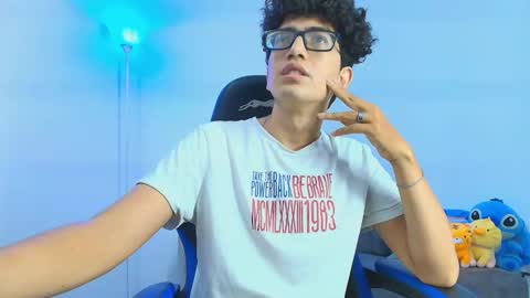   online show from November 14, 2025, 4:11 am