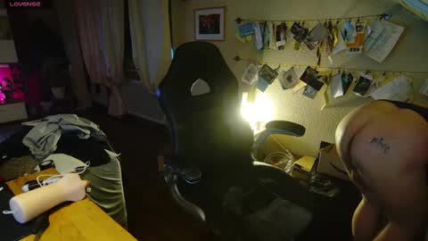 Sascha online show from March 17, 2026, 2:16 am