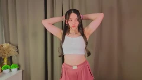 Emily online show from November 30, 2025, 11:03 am