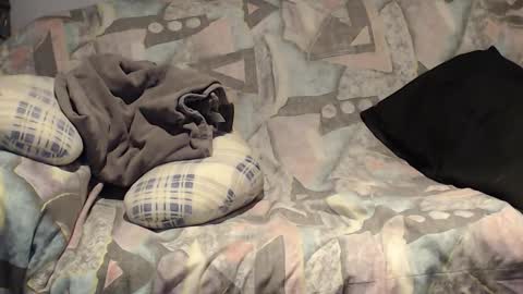 Helena and Tyson online show from December 14, 2025, 5:02 am