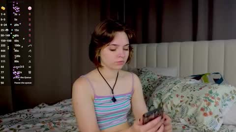 Polly online show from September 25, 2025, 3:05 pm