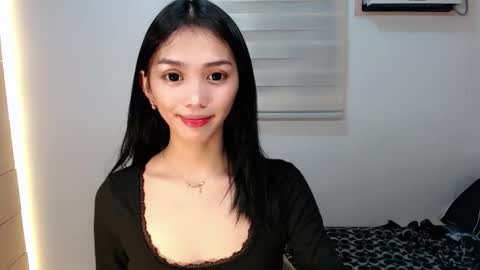 urbbgirl alliah online show from September 22, 2025, 9:44 am