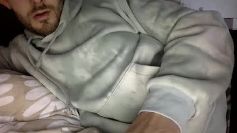 ukboy08x online show from February 19, 2026, 4:47 pm