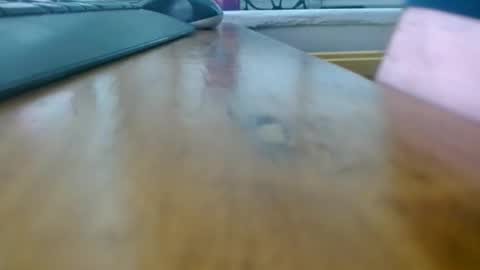 ukclive online show from October 7, 2025, 10:12 am