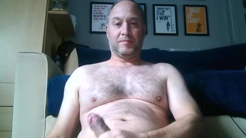 ukflasher online show from October 21, 2025, 1:12 pm