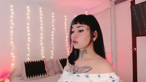 Snapshot of ulala_martina chatting on June 2, 2026, 2:35 am Martina online show from June 2, 2026, 2:35 am