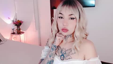 Snapshot of ulala_martina chatting on July 9, 2026, 1:09 am Martina online show from July 9, 2026, 1:09 am